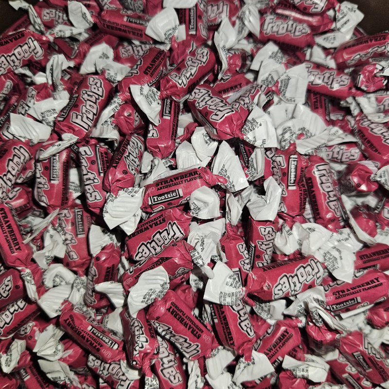 Frooties Strawberry - Candy Barrel Myrtle Beach