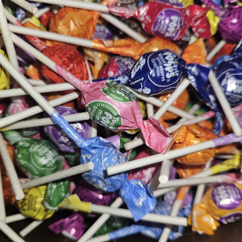 Tootsie Pops Minis - Candy Barrel Myrtle Beach